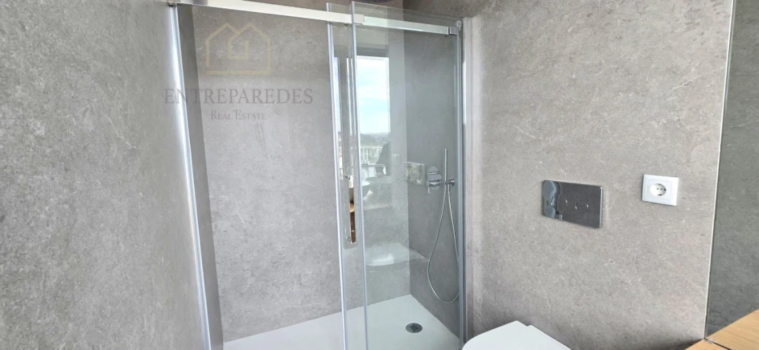 Apartamento T3 para Venda em Campanhã Foto 11