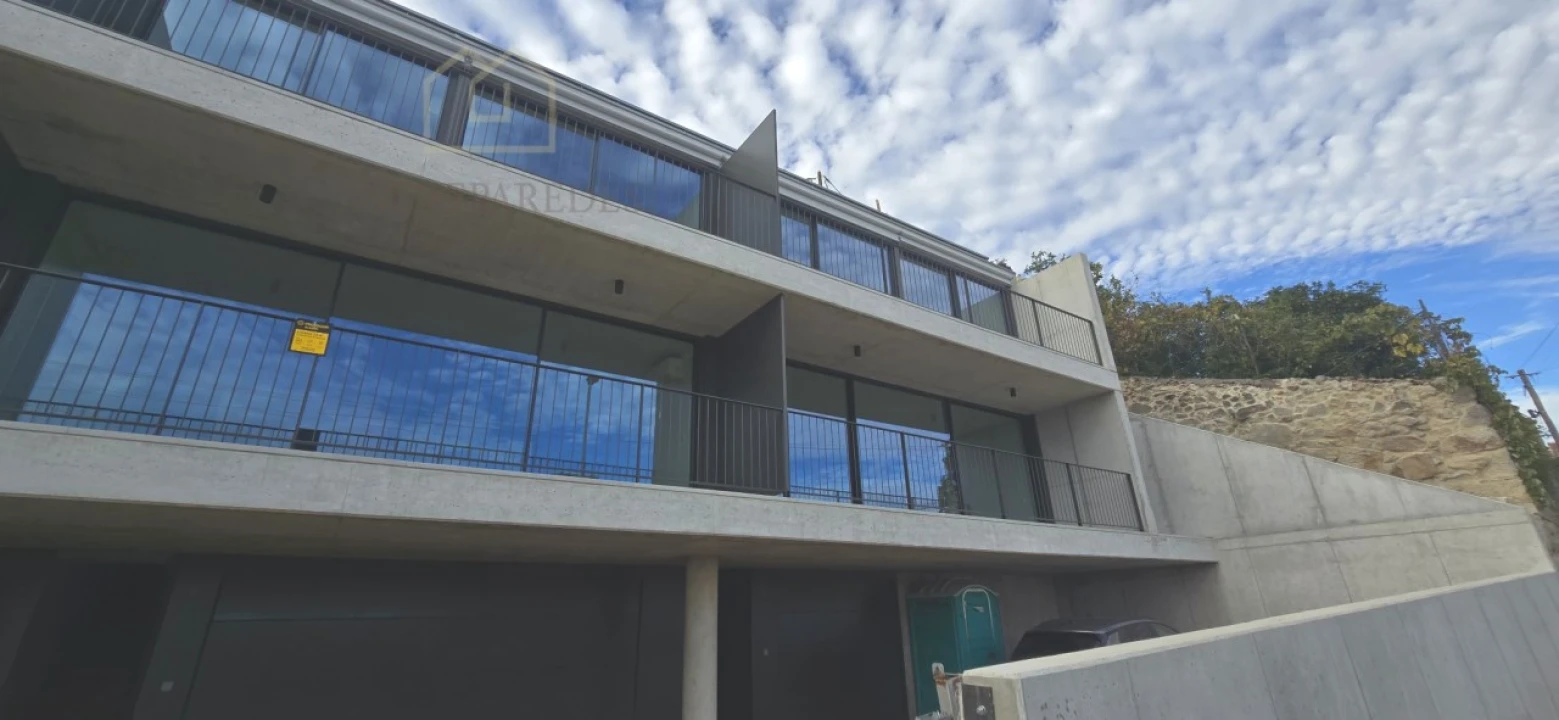 Apartamento T3 para Venda em Campanhã Foto 2