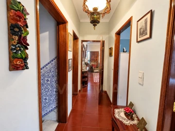 Moradia T4 para Venda em Estorãos