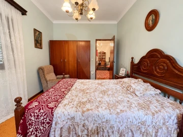 Moradia T4 para Venda em Estorãos