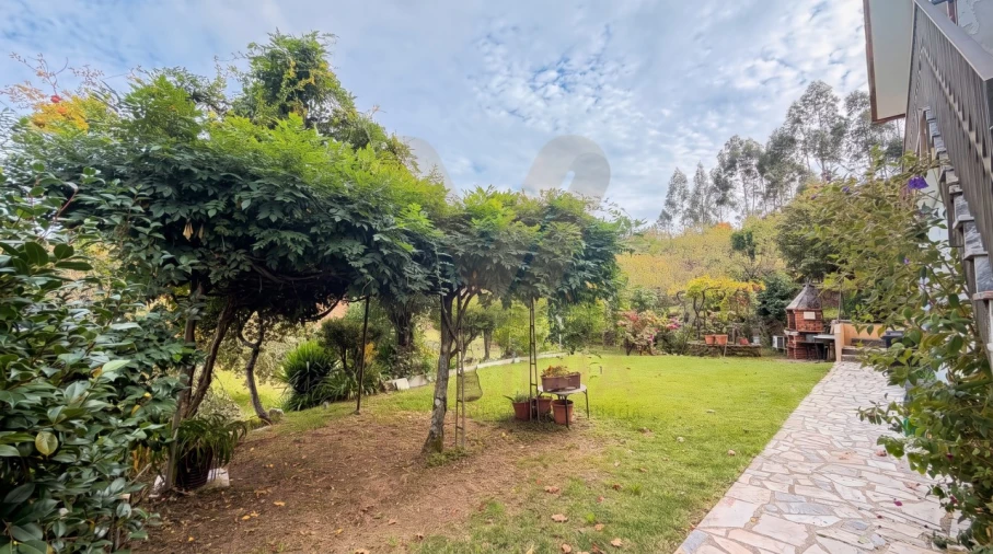 Moradia T4 para Venda em Estorãos Foto 62