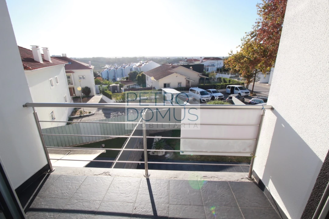 Moradia T4 para Venda em Leiria, Pousos, Barreira e Cortes Foto 22