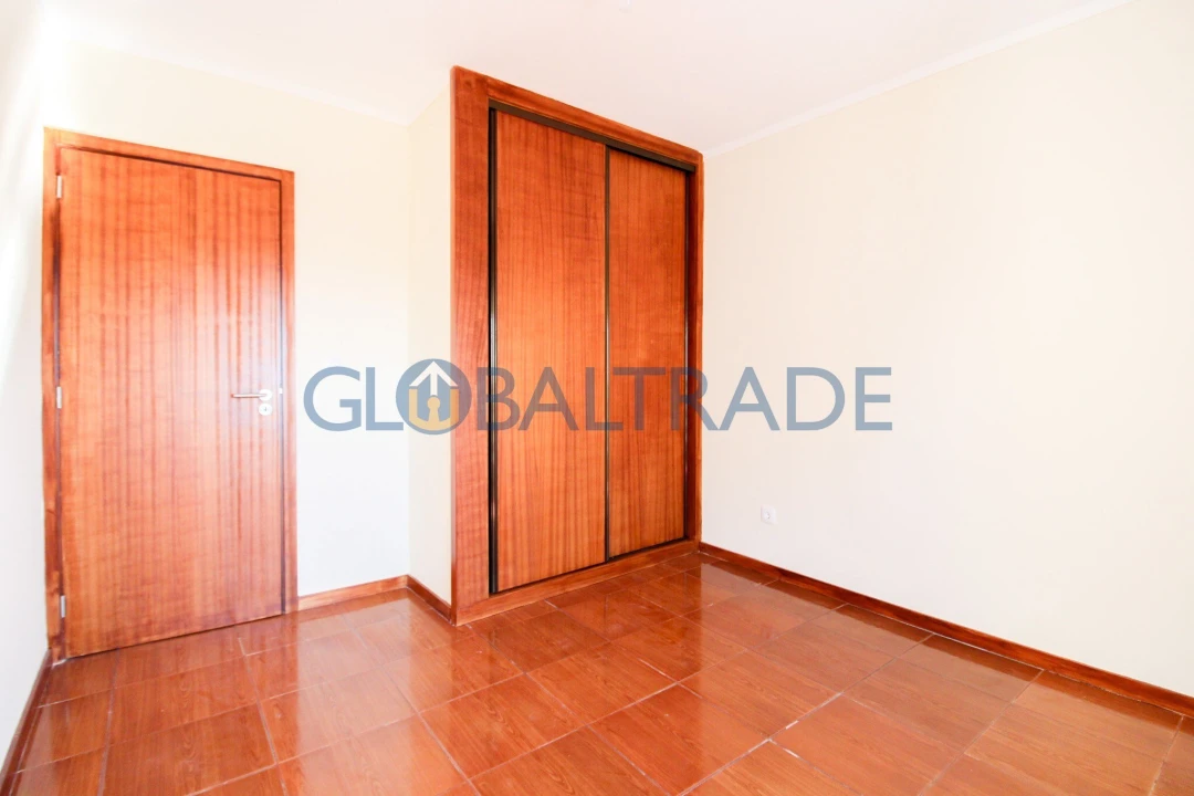 Apartamento T3 para Venda em Vilar de Andorinho Foto 20