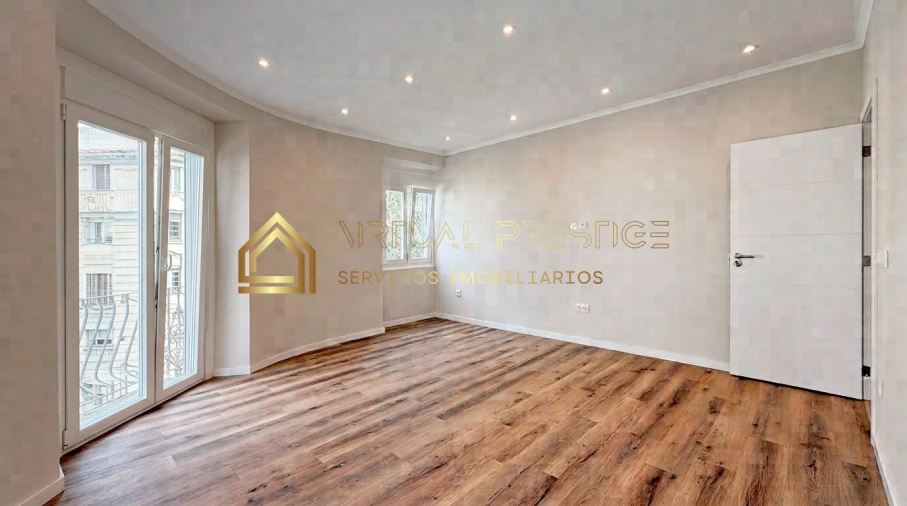 Apartamento T3 para Venda em Arroios Foto 12