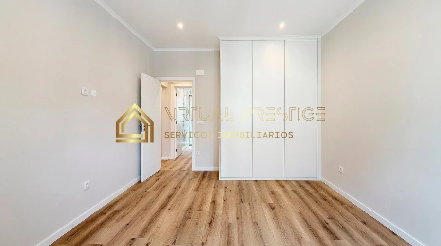 Apartamento T3 para Venda em Arroios Foto 15