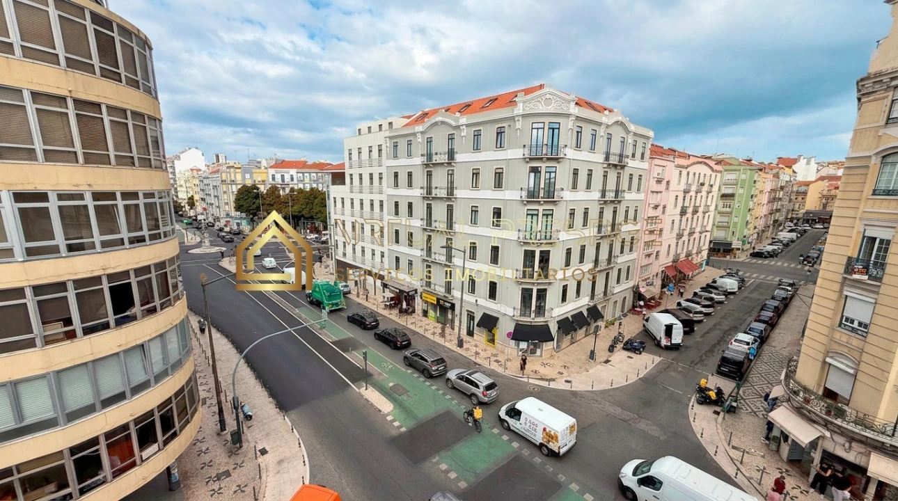 Apartamento T3 para Venda em Arroios Foto 1
