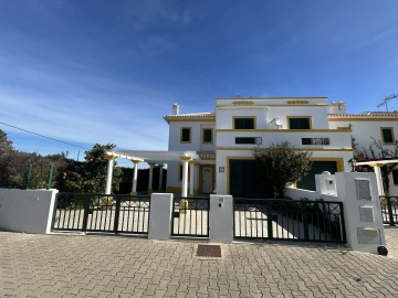 Moradia T3 para Venda em Vila Nova de Cacela