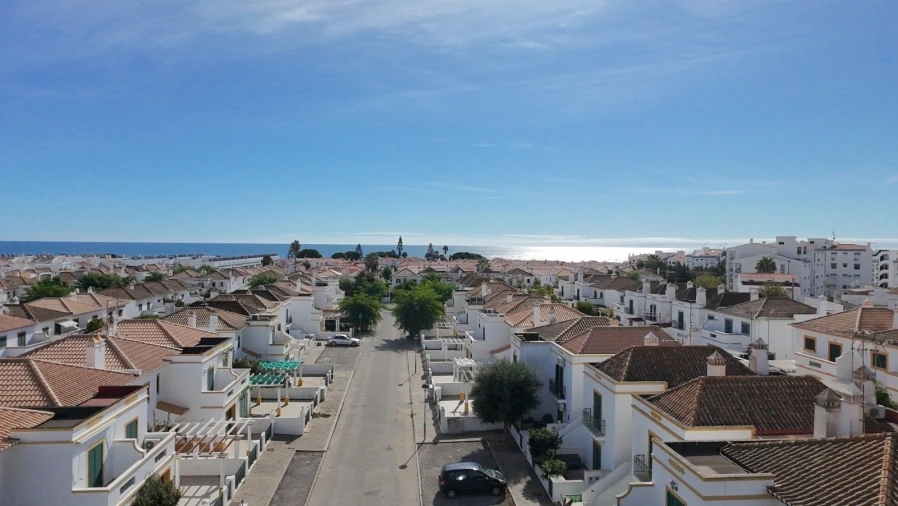 Moradia T3 para Venda em Vila Nova de Cacela Foto 2