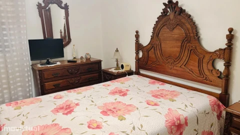 Apartamento T3 para Venda em Santo Tirso, Couto (Santa Cristina e São Miguel) e Burgães