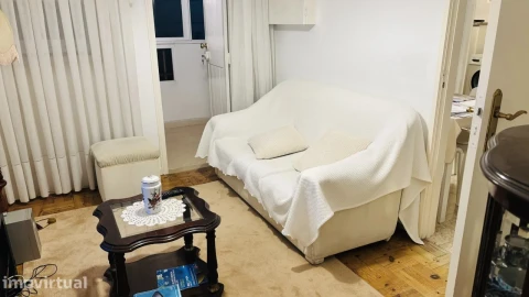 Apartamento T3 para Venda em Santo Tirso, Couto (Santa Cristina e São Miguel) e Burgães