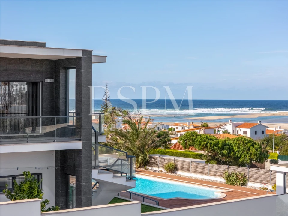 Moradia T4 para Venda em Vau Foto 6