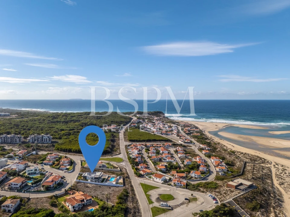 Moradia T4 para Venda em Vau Foto 15