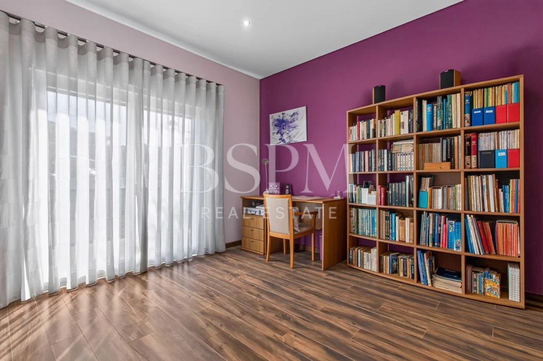Moradia T4 para Venda em Vau Foto 32