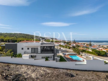 Moradia T4 para Venda em Vau