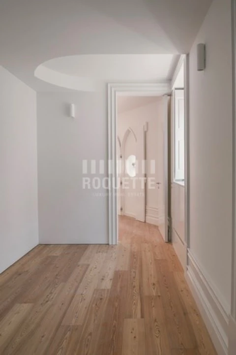 Apartamento T1 para Venda em Lordelo do Ouro e Massarelos