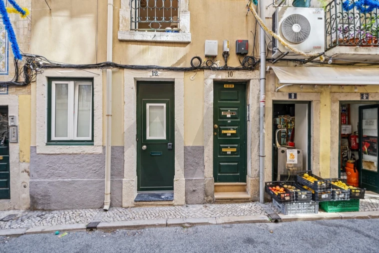 Apartamento T1 para Venda em Misericórdia Foto 23