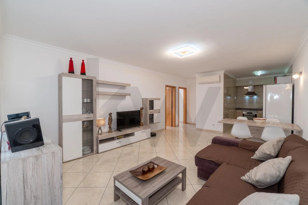 Apartamento T1 para Venda em Vila Real de Santo Antonio Foto 3