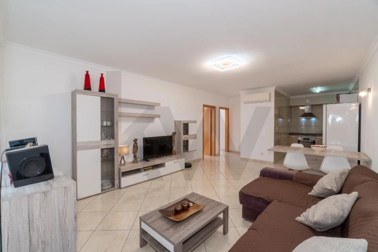 Apartamento T1 para Venda em Vila Real de Santo Antonio Foto 3