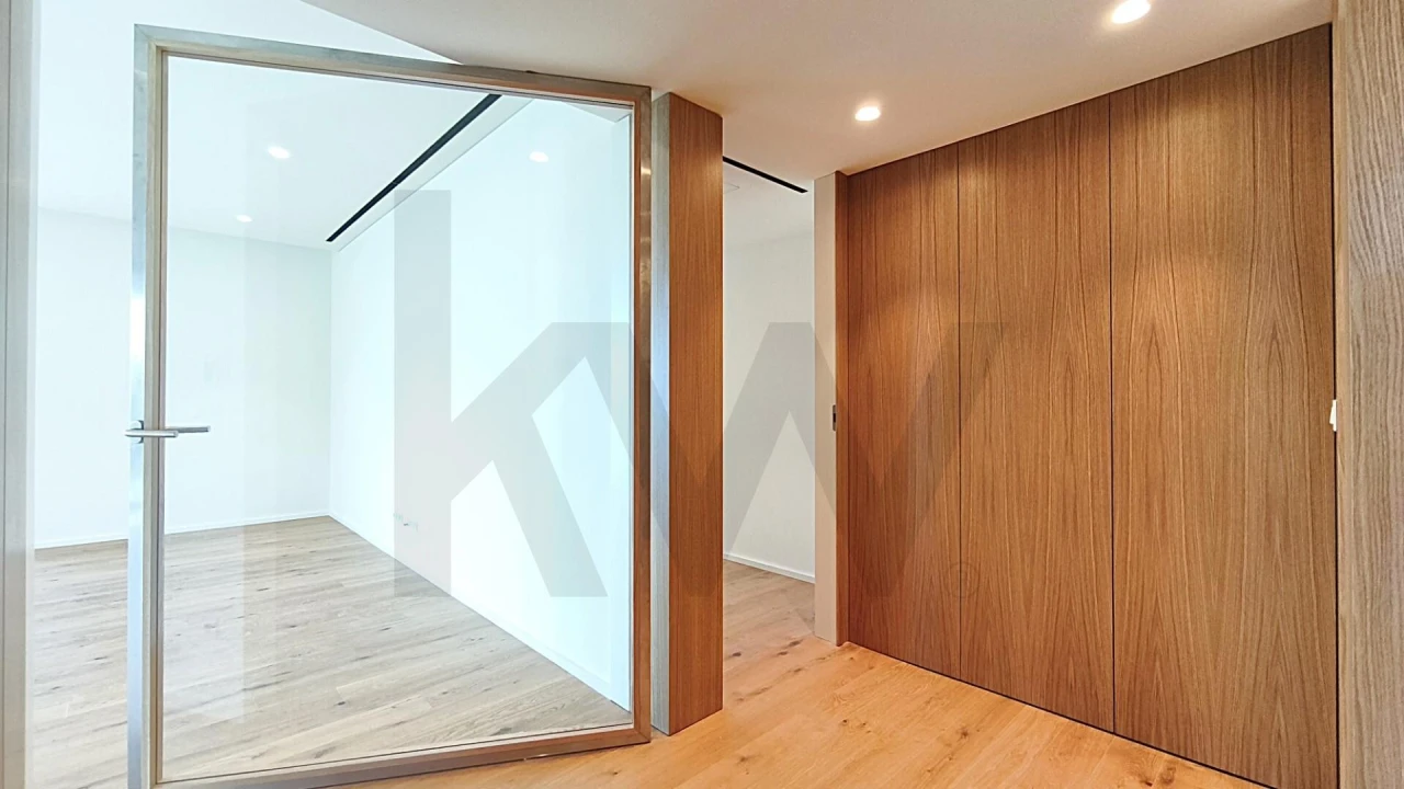 Apartamento T4 para Venda em Canidelo Foto 5
