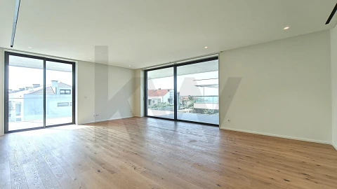 Apartamento T4 para Venda em Canidelo