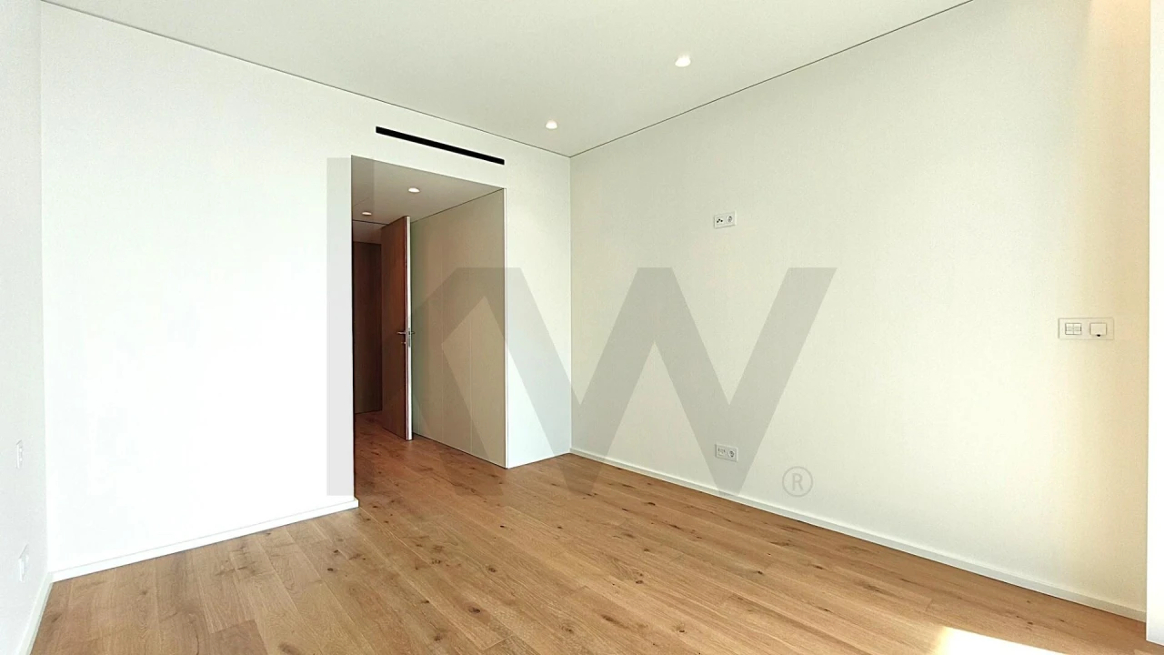 Apartamento T4 para Venda em Canidelo Foto 27
