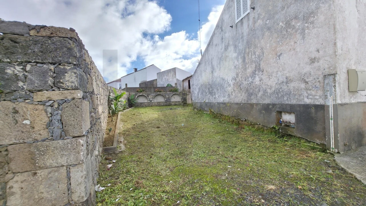 Moradia T3 para Venda em Algarvia Foto 14