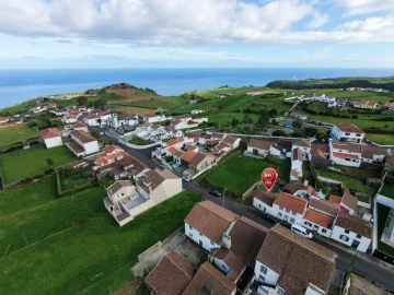 Moradia T3 para Venda em Algarvia