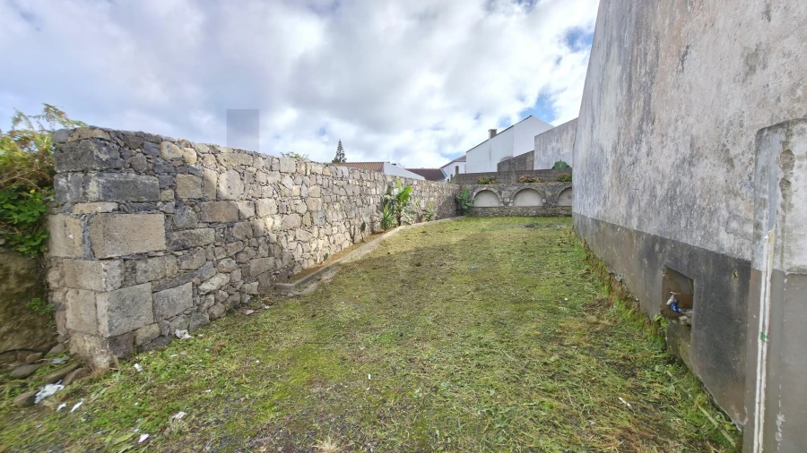 Moradia T3 para Venda em Algarvia Foto 3