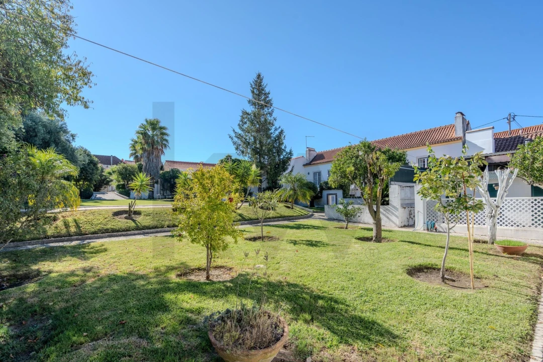 Moradia T5 para Venda em Azeitão (São Lourenço e São Simão) Foto 50
