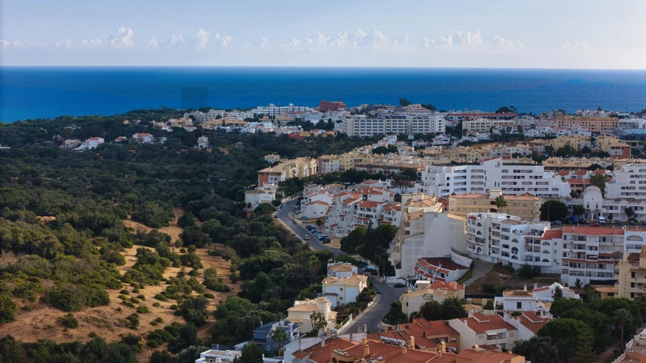 Apartamento T2 para Venda em Albufeira e Olhos de Água Foto 32
