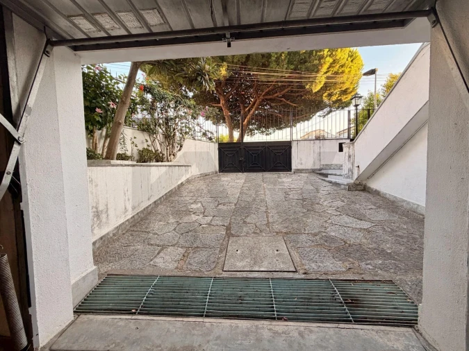 Moradia T4 para Venda em Algés, Linda-A-Velha e Cruz Quebrada-Dafundo Foto 48