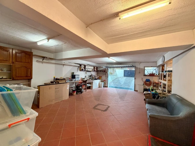 Moradia T4 para Venda em Algés, Linda-A-Velha e Cruz Quebrada-Dafundo Foto 47