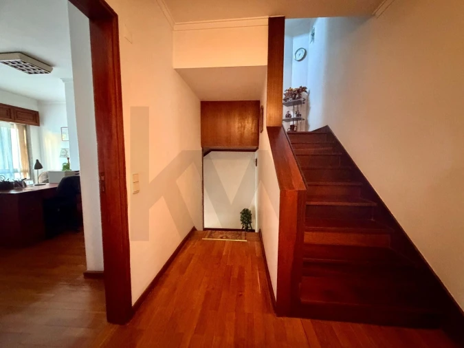Moradia T4 para Venda em Algés, Linda-A-Velha e Cruz Quebrada-Dafundo Foto 39