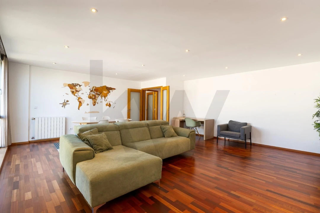 Apartamento T2 para Venda em Vila Nova da Telha Foto 4