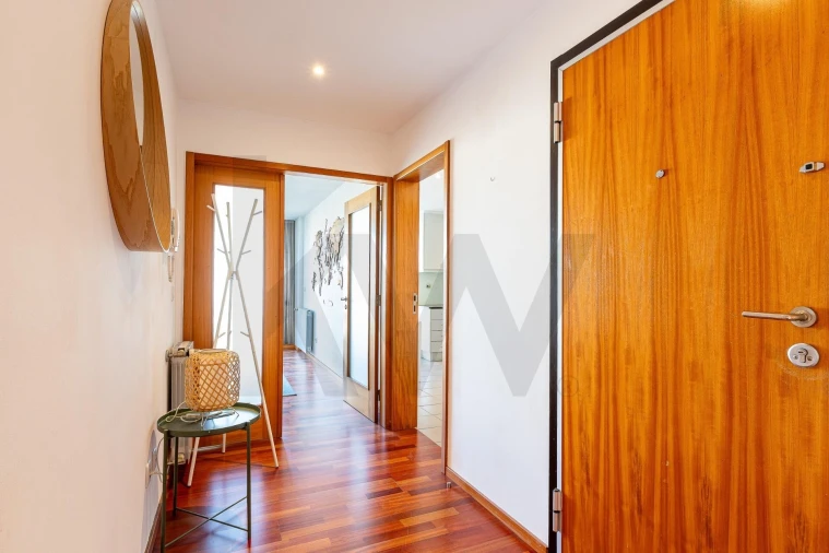 Apartamento T2 para Venda em Vila Nova da Telha Foto 5