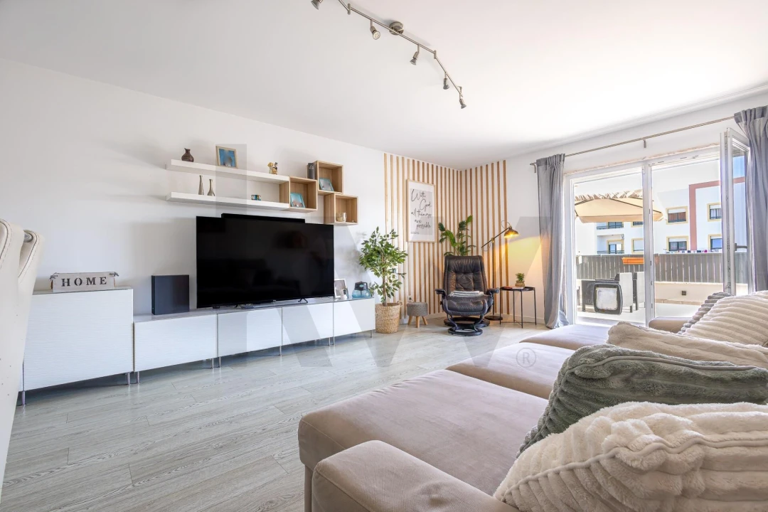 Apartamento T3 para Venda em Corroios Foto 1