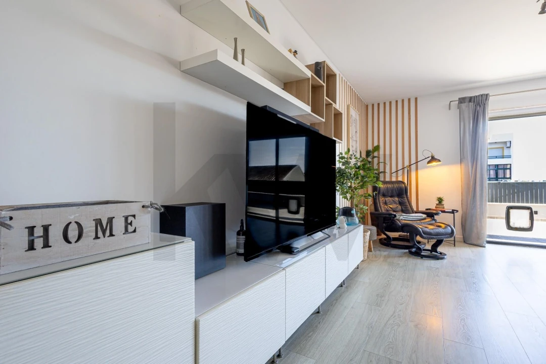 Apartamento T3 para Venda em Corroios Foto 2