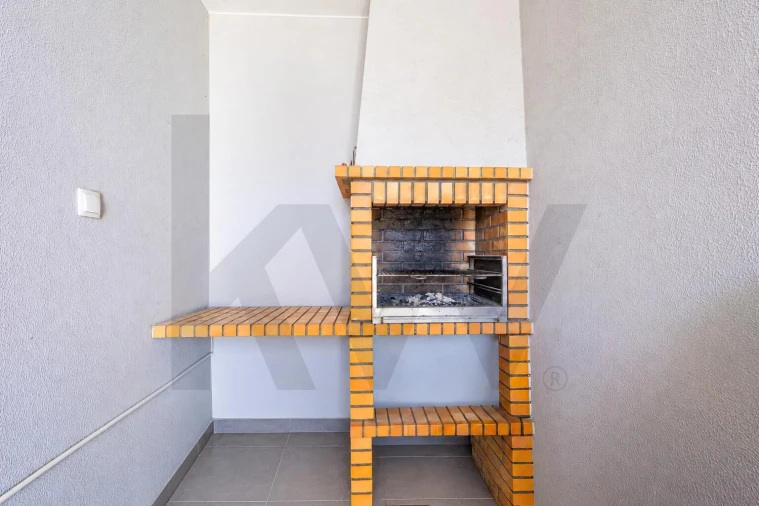 Apartamento T3 para Venda em Corroios Foto 12