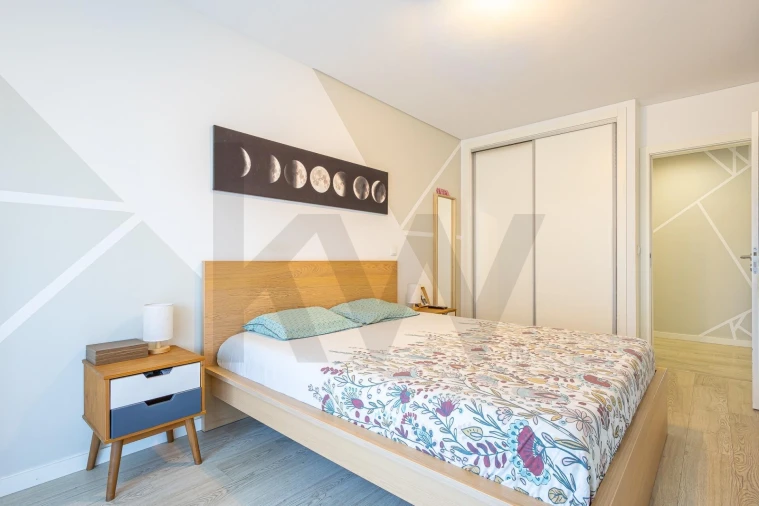 Apartamento T3 para Venda em Corroios Foto 24