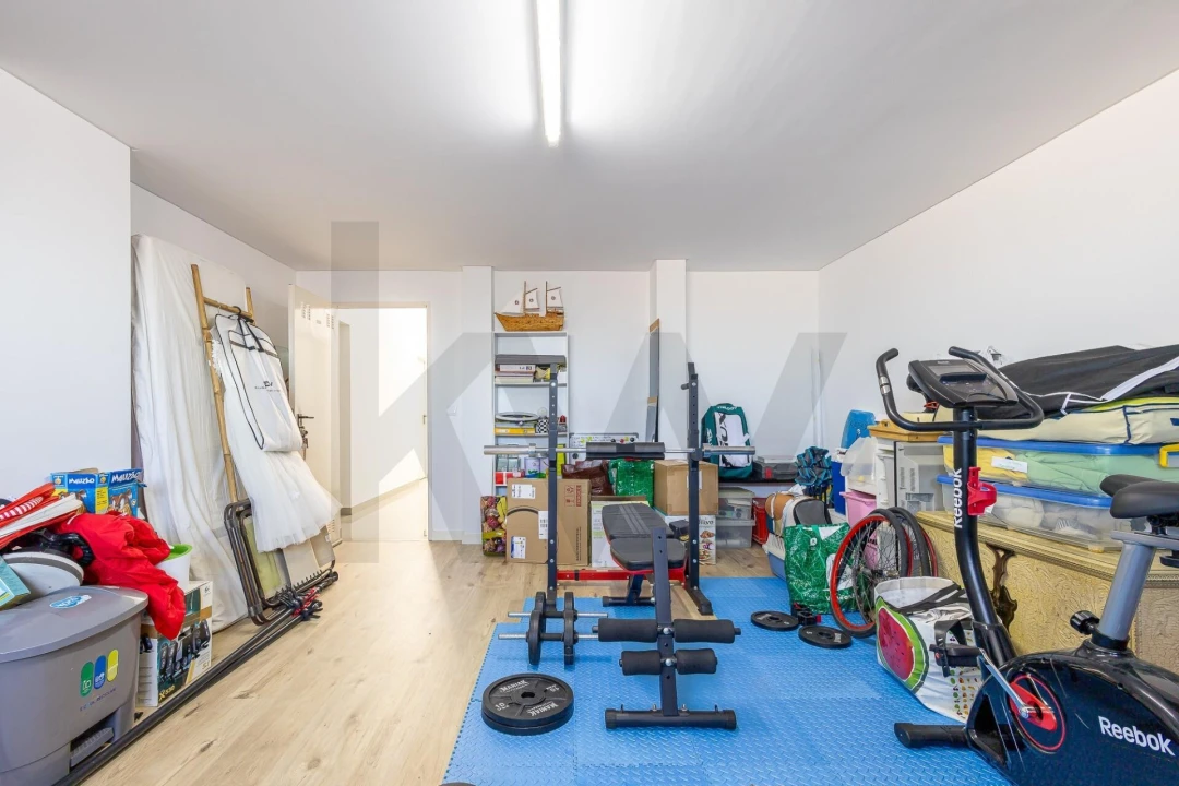 Apartamento T3 para Venda em Corroios Foto 38