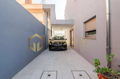 Moradia T3 para Venda em Serzedo e Perosinho