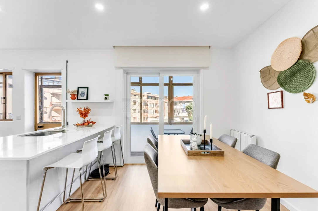 Apartamento T3 para Venda em Espinho Foto 10