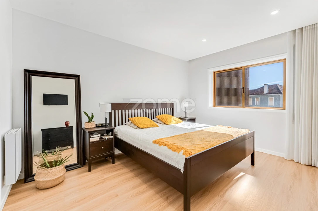 Apartamento T3 para Venda em Espinho Foto 22