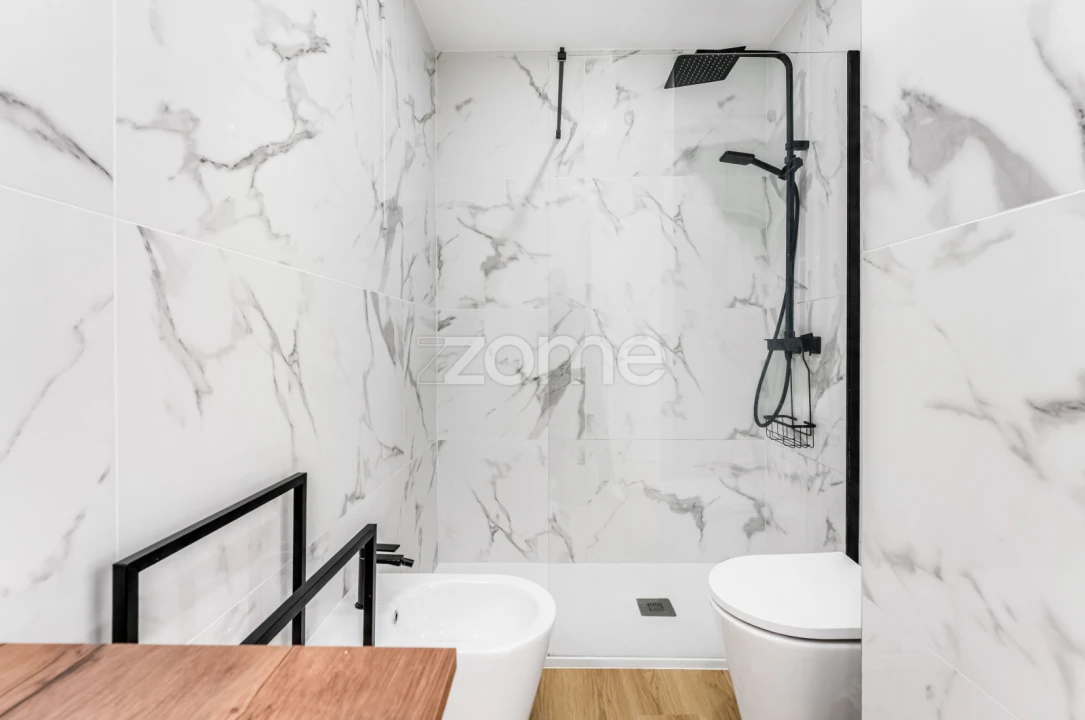 Apartamento T3 para Venda em Espinho Foto 24
