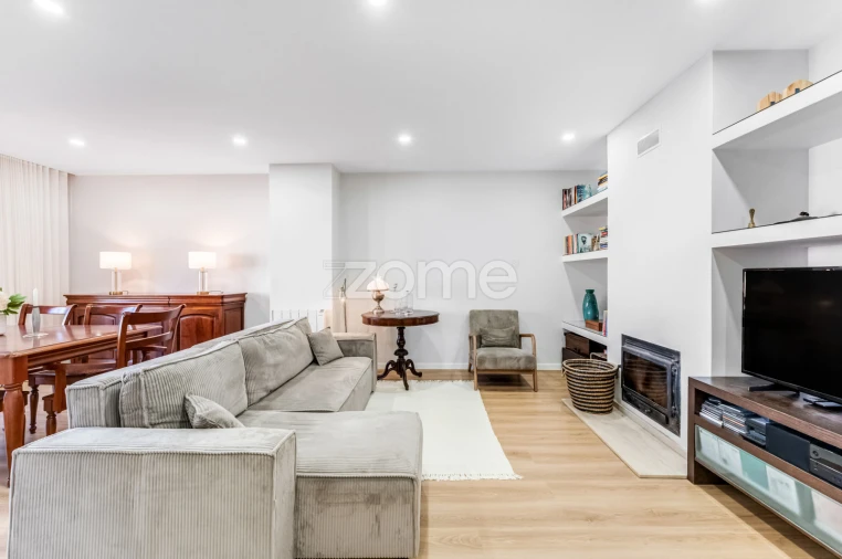 Apartamento T3 para Venda em Espinho Foto 3