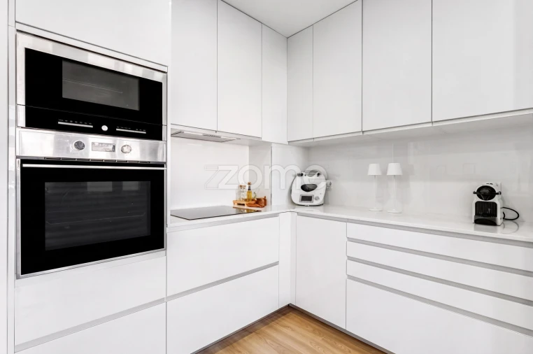 Apartamento T3 para Venda em Espinho Foto 12