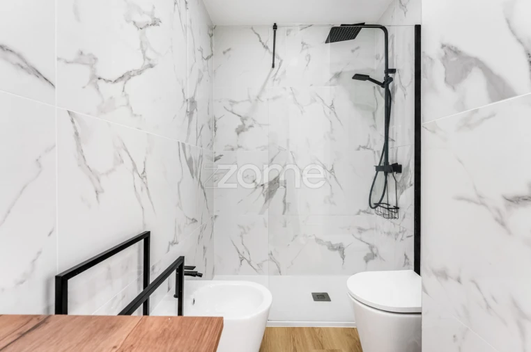 Apartamento T3 para Venda em Espinho Foto 24