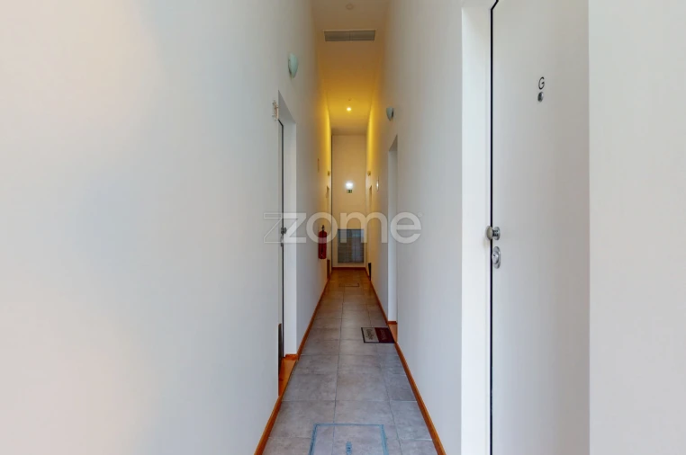 Apartamento T1 para Venda em Santa Marinha e São Pedro da Afurada Foto 4