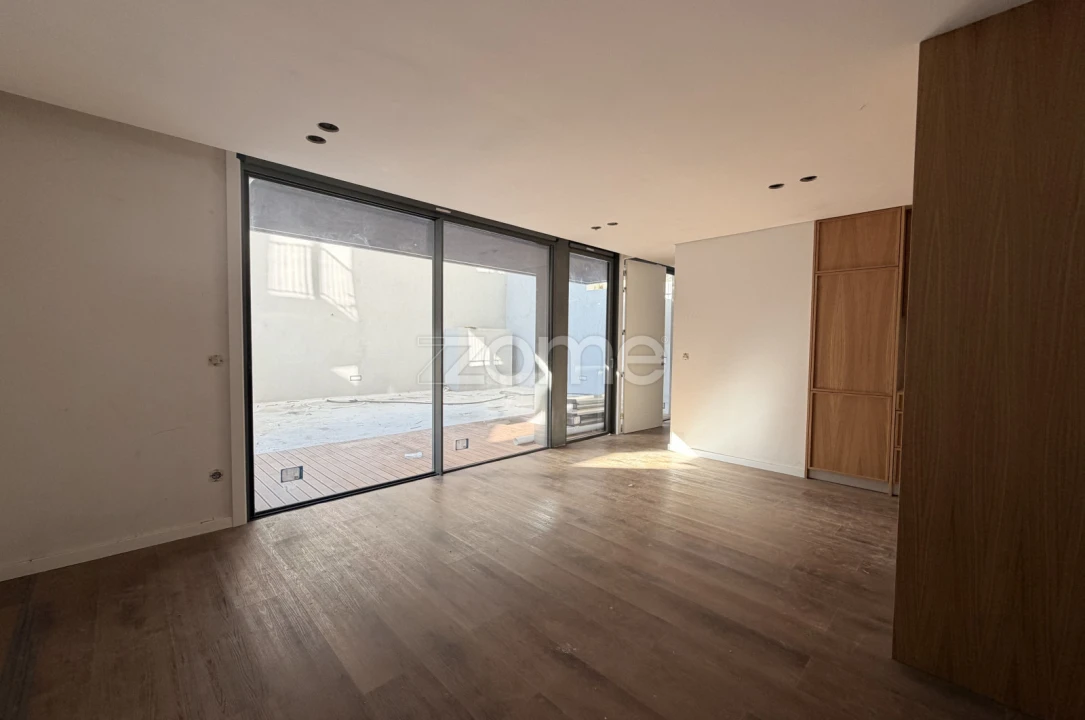 Apartamento T2 para Venda em Mafamude e Vilar do Paraíso Foto 13