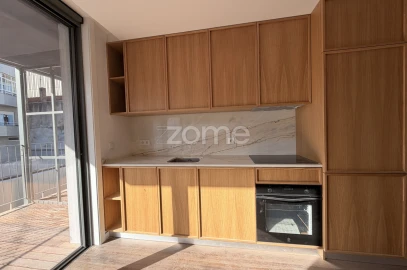 Apartamento T1 para Venda em Mafamude e Vilar do Paraíso